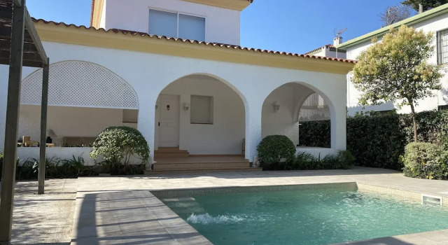 Апартаменты с 5 комнатами Villa Colonial