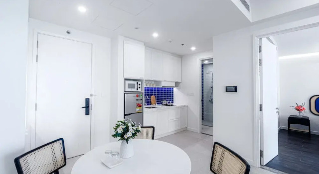 Номер Standard c 1 комнатой с балконом и с видом на город Sole Casa Phu Quoc
