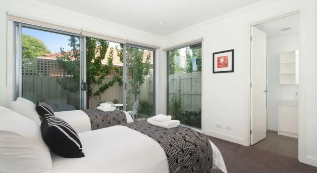 Style in the Heart of Caulfield, Book Apartment Melbourne 