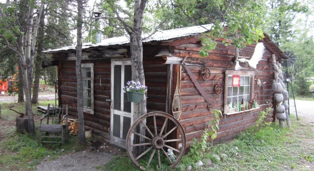 Six Mile River Resort, Prenota Resort Tagish Territorio dello Yukon