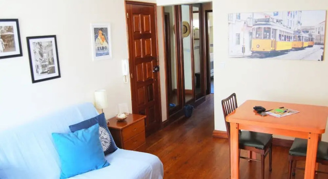 RH Veronica Terrace Apartment