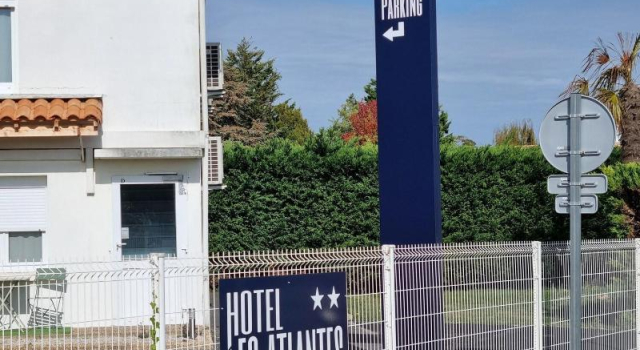 CitHotel Les Atlantes Royan parking privé, Book Hotel Medis Charente-Maritime