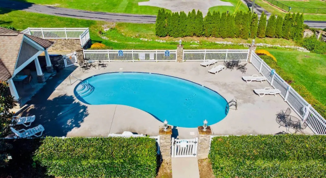 Коттедж Home w/ Community Pool - 2 Miles to The Island!