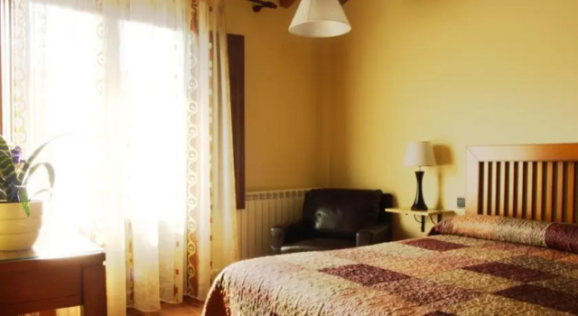 Casa Rural Acebal, Reservar Hotel Santurde La Rioja