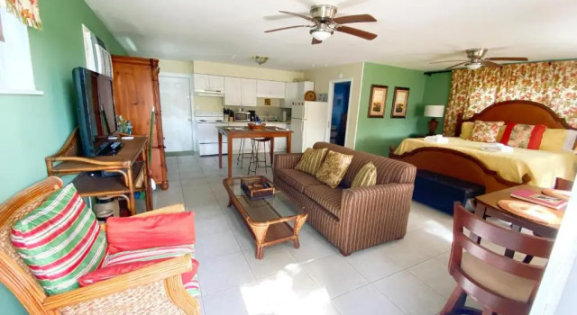 Студия BeachTrail Lodging