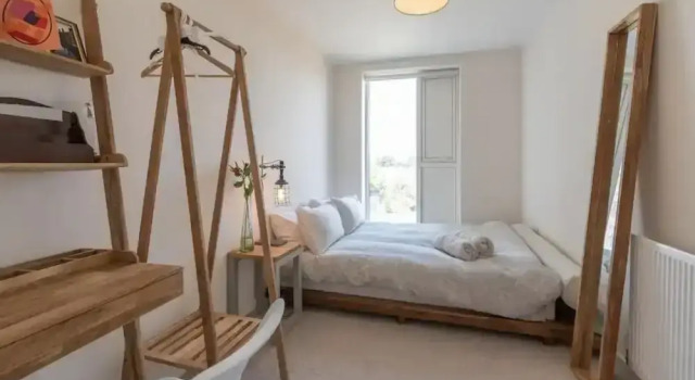 Apartment Sleeps 5 With Balcony Views, Забронировать Апартаменты/квартира Кембридж Великобритания, рядом с Botanic Garden Cambridge