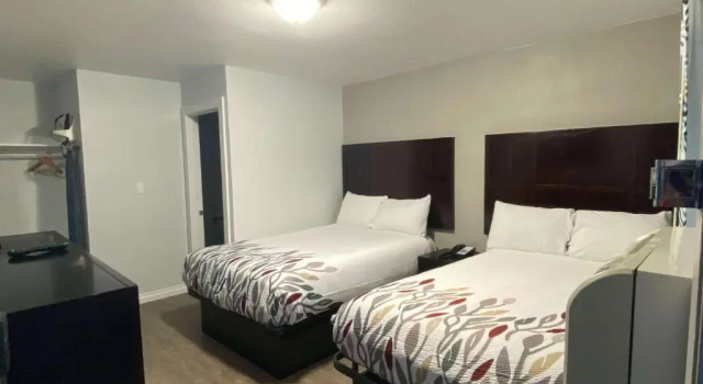 Четырёхместный номер Standard Studio 6 Suites - Albany, OR