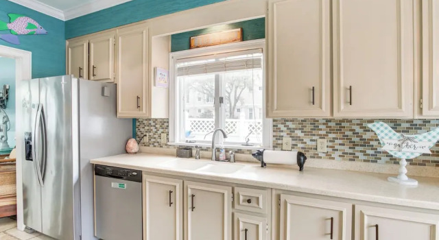 Апартаменты St Simons Island Townhome w/ Balcony + Ocean View!