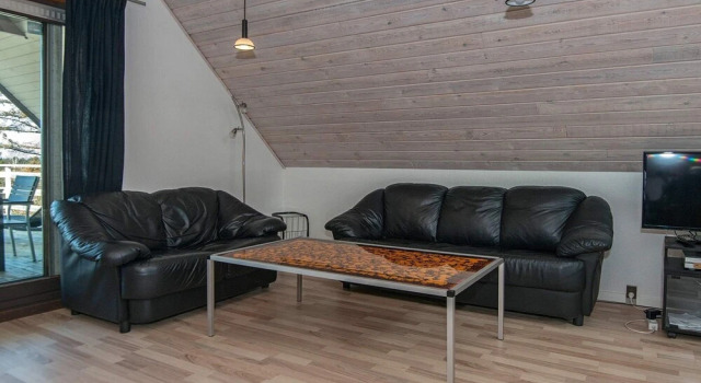 Pleasant Holiday Home in Ebeltoft With Private Whirlpool, Забронировать Отель Эбельтофт 