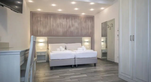 Номер Superior Hotel Villa Paradiso Suite