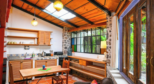 Апартаменты Classic Casa Aurora Garden Retreat