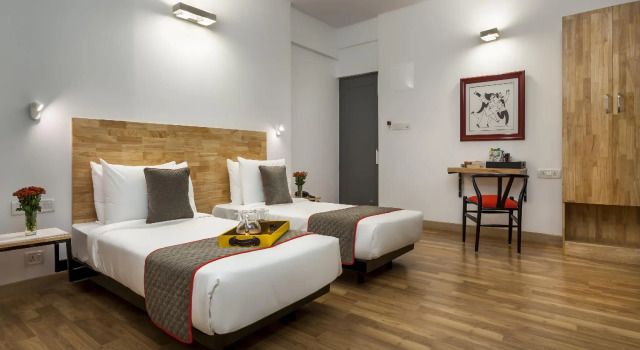 OYO Townhouse 007 Indiranagar, Забронировать Отель Бизнес-отели штата Карнатаки, 4* 5*