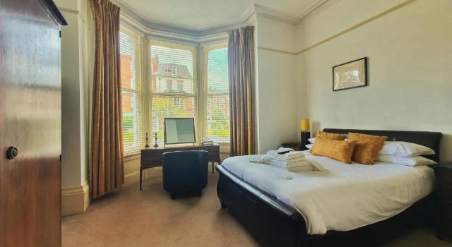 Rowntree Lodge, Забронировать Отель Бизнес-отели Англии, 4* 5*