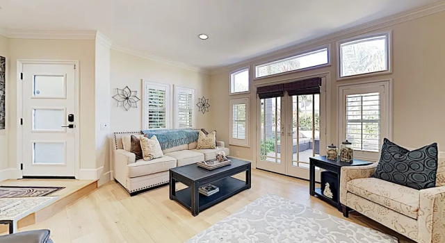 Designer - 3 Br Home