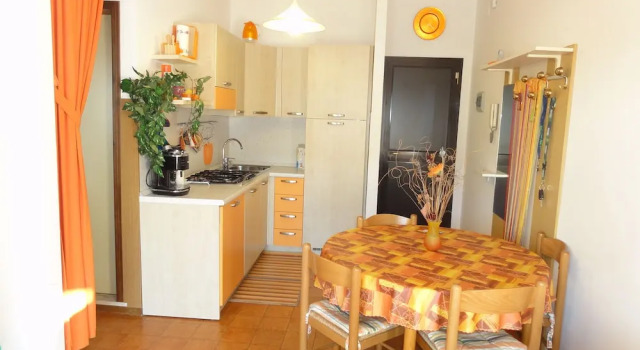Condominio Quadrangolo-Gemini, Prenota Appartamento Hotel a Veneto con parcheggio, Parcheggio