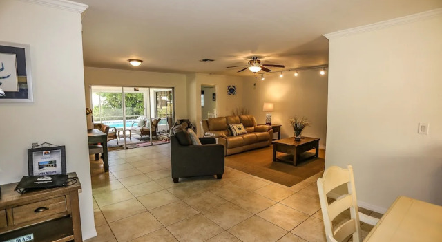 5150 Williams Dr. - M