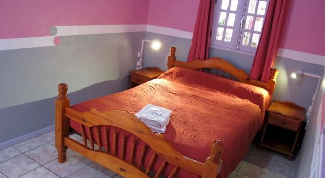 Chambres d'hôtes l'Orchidée Rose, Брондау Қонақ үй Hell-Bourg Salazie
