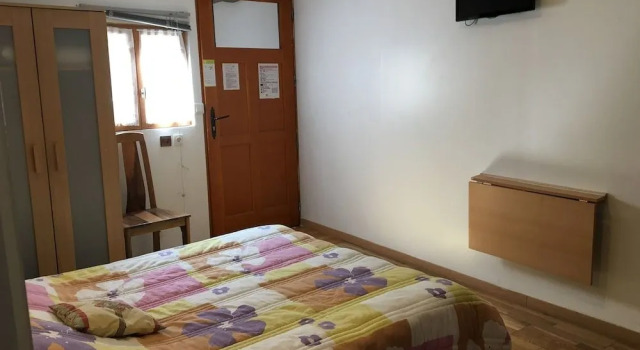 Saint-denis, Book Hotel Forges-les-Eaux 