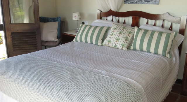 Вилла Spanish-style Ocean View Villa Set In Garden - Calypso Court 3 Bedroom Villa by RedAwning