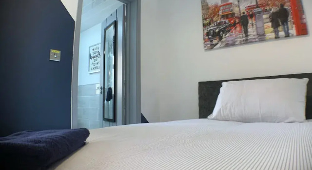 Grand Central Budget Modern Apartments