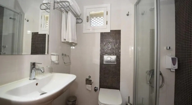 Семейный люкс с балконом Villa Konak Hotel