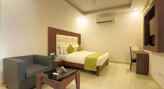 Двухместный номер Deluxe Hotel Arch at Delhi Airport By Arch Group