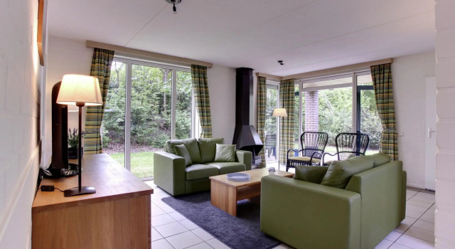 Cozy Holiday Home With a Garden, Near Zwolle, Rezervovat Rekreační dům Hotely v Salland s parkováním, Parkování