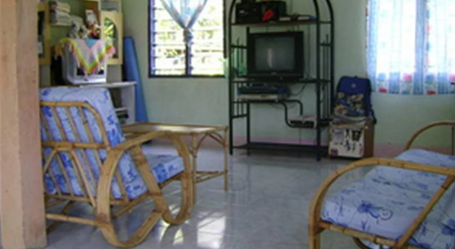 Tanak Nabalu Homestay, Prenota Hotel Kota Kinabalu Sabah