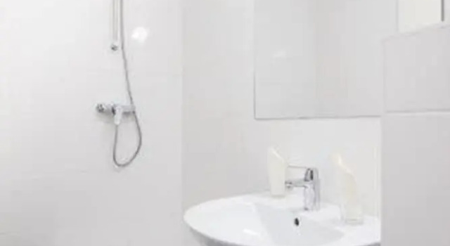 Номер Economy Baums Rheinhotel