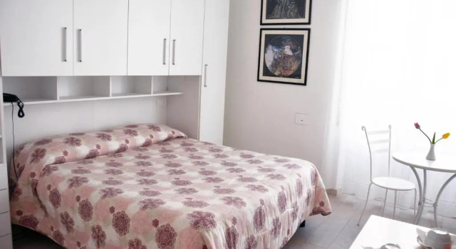 Двухместный номер Standard с балконом City Hotel