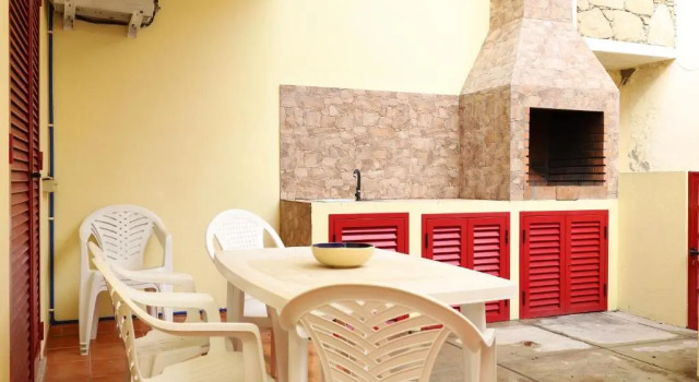 Angela Beach Place by AnaLodges, Varaa Hotelli Porto Santo Madeira