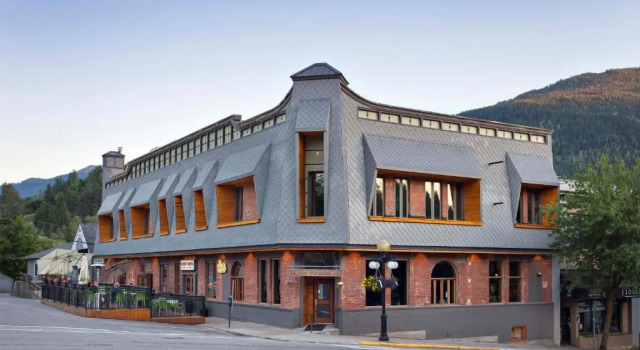 Savoy Hotel, Prenota Hotel Nelson Columbia Britannica