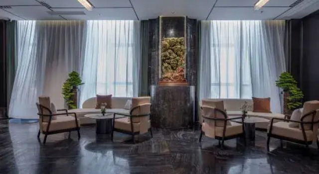 Yuzhong Lanke International Hotel, Rezerwuj Hotel Hotele biznesowe w Gansu, 4* 5*