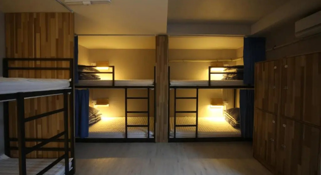 Кровать в общем номере (мужской номер) Ganse Guesthouse