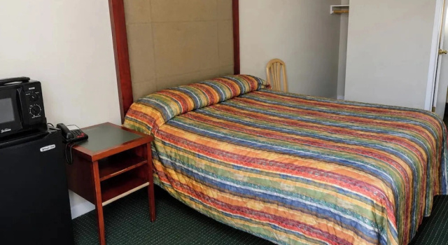 Номер Standard Budget Lodge by OYO Portland West