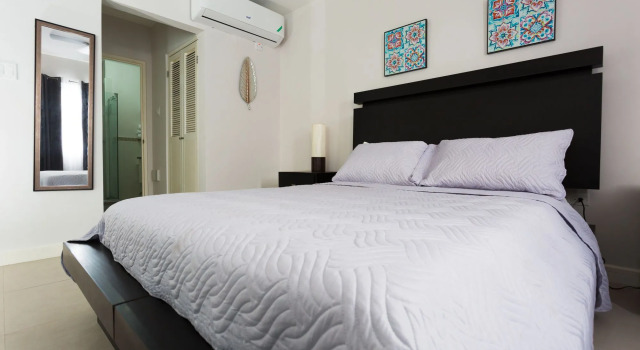 Kingston Luxury Guest Apt at Sullivan, Prenota Affittacamere Kingston Giamaica