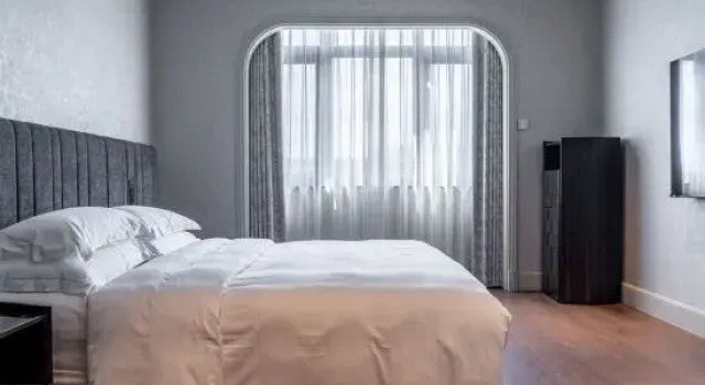 Люкс Luxury Ninghai Hantang Supreme Hotel (Jinshan Ninth Road Branch, Ninghai Station)