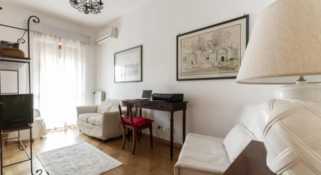 B&B Sorcinelli, Забронировать Отель «постель и завтрак» Кальяри Южная Сардиния, рядом с Piazza Yenne