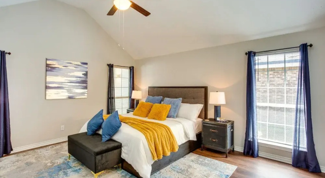 Коттедж Texas Vacation Rental w/ Private Heated Pool!