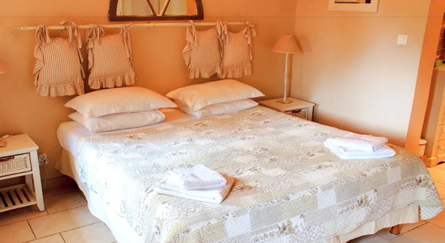 Двухместный номер Deluxe c 1 комнатой с видом на сад Le Domaine des Carmes & Spa