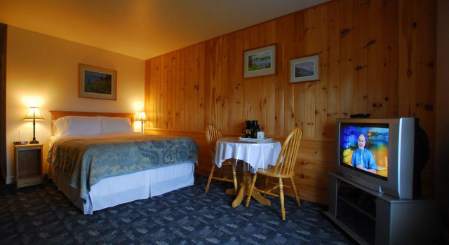 Castle Rock Country Inn, Забронировать Отель Ингониш Кейп-Смоки
