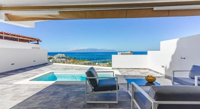 Коттедж Magnífico Bungalow con Vista Panorámica y Piscina Privada