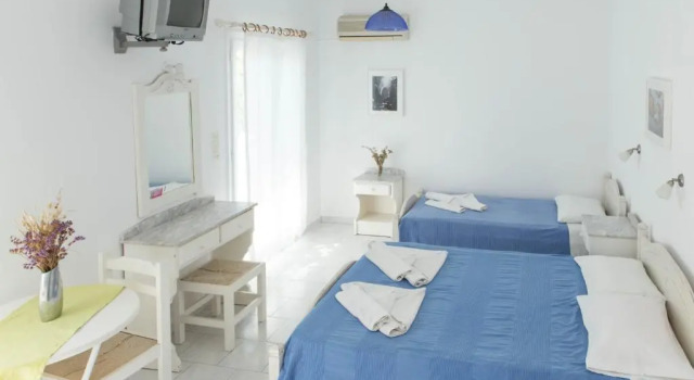Студия Moschoula Studios