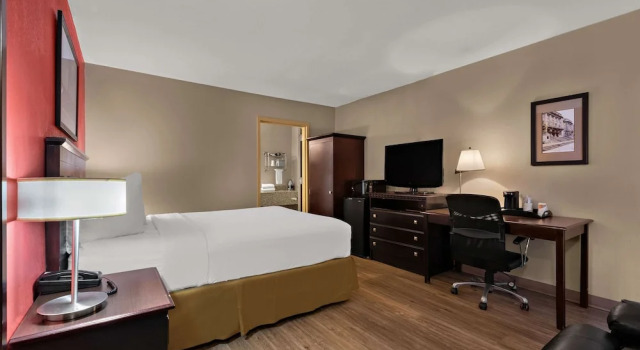 Двухместный номер для гостей с ограниченными возможностями Quality Inn Wayne - Fairfield Area