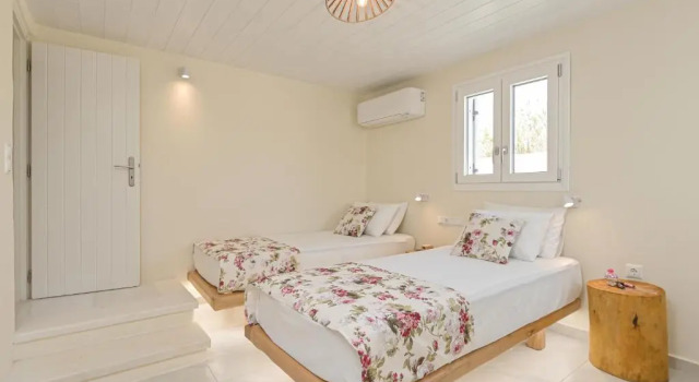 Вилла с видом на море Naxian Queen Luxury Villas & Suites