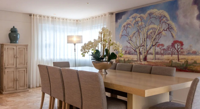 Geneva Drive Luxury Villa