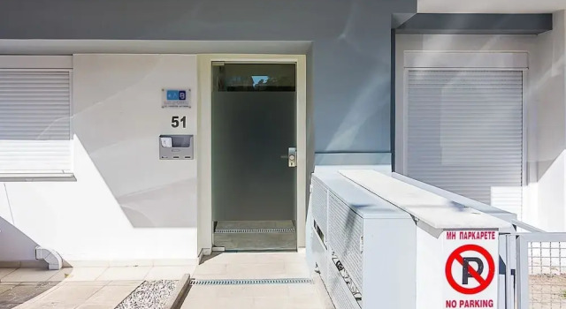 Modern Athens Studio by Cloudkeys
