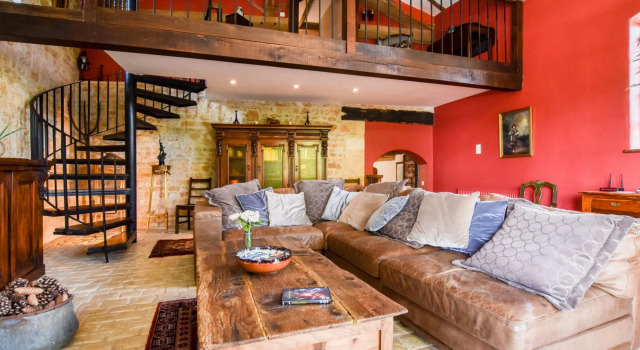 Holiday Home in Charente With Pool, Đặt Khách sạn Khách sạn ở Grosbout có hồ bơi, Hồ bơi