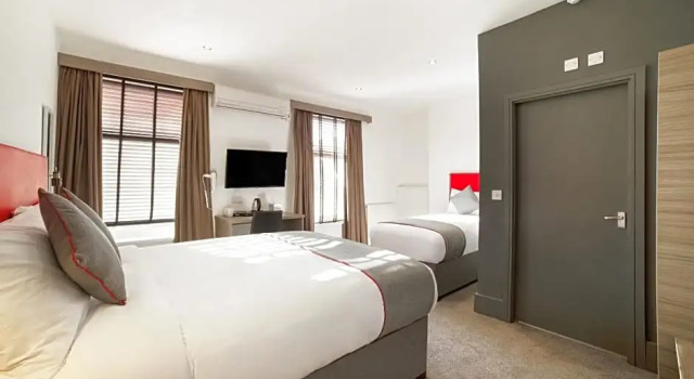 Номер Standard The Connaught Hotel Wolverhampton