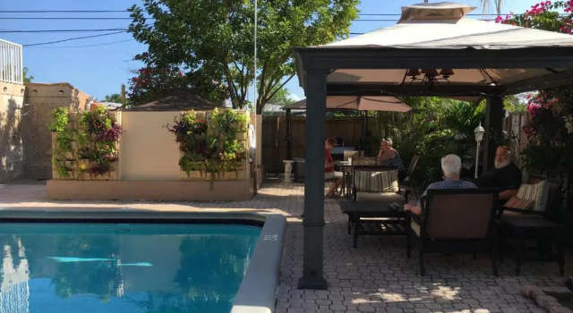 Студия Sheridan Hostel